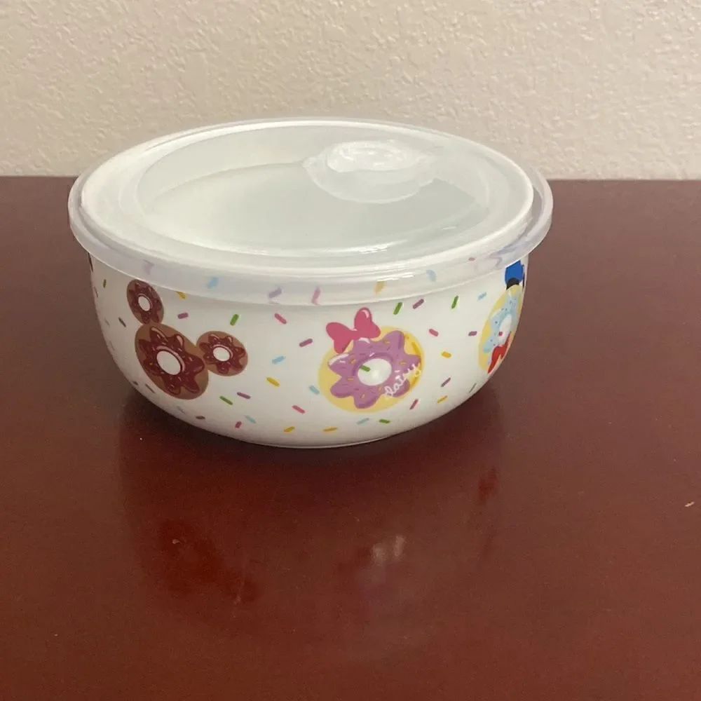 🍩🍩Mickey Mouse and Friends 26 Oz Round Plastic Microwave Bowl & Vented Lid